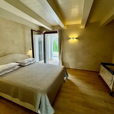 La Collina Sul Mare Apartment *